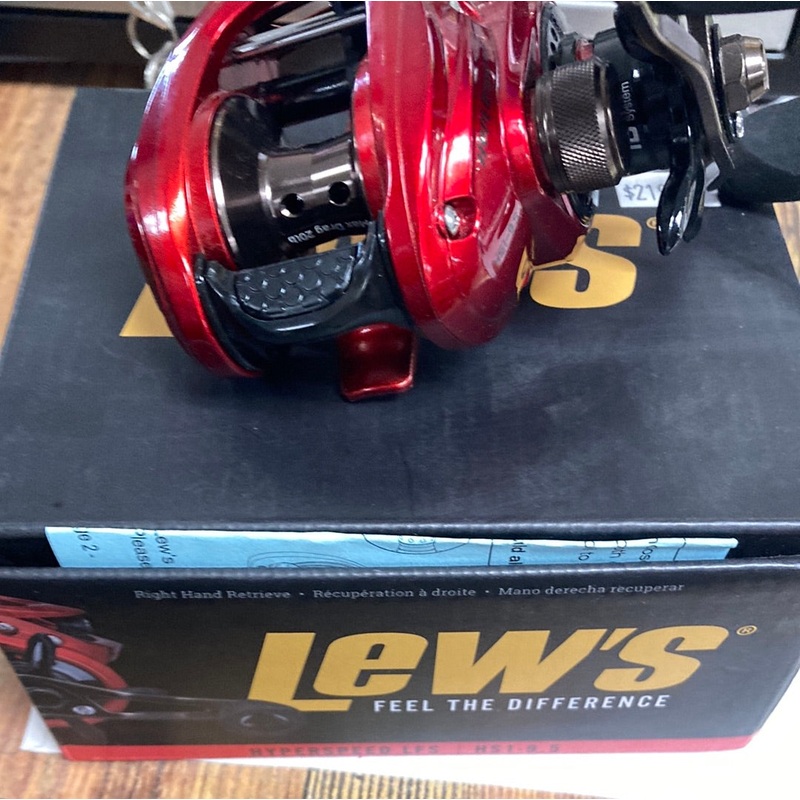 Lews Hyperspeed LFS - Baitcast - 9.5:1 - Red