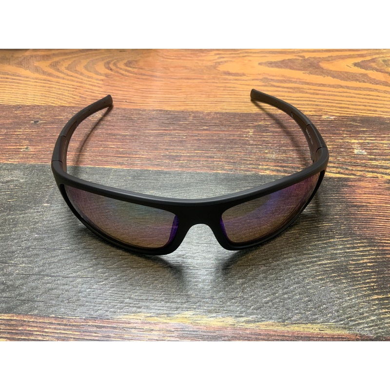 Waterland Hasket - Matte Black Green Mirror