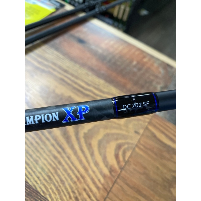 Dobyns Champion XP - DC 702 SF