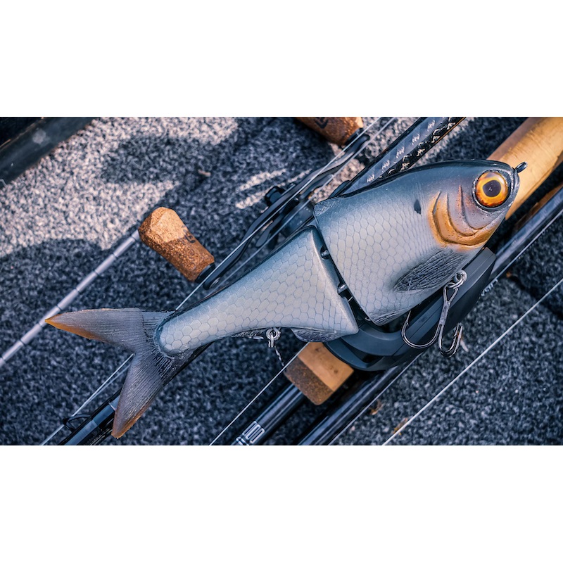 Big Bass Dreams X Golden Belt Customs Sickle Glide