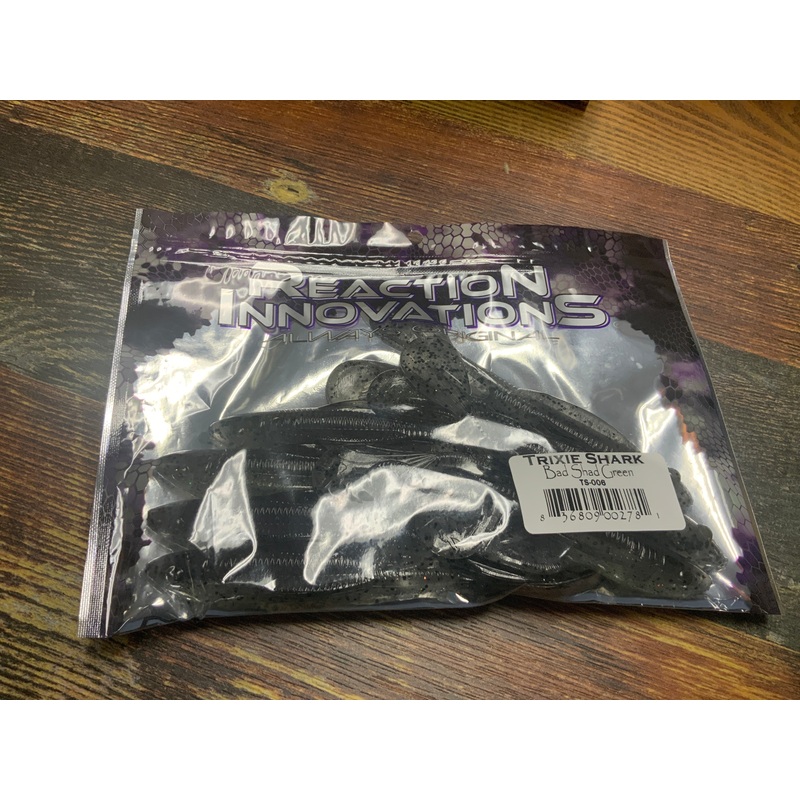 Reaction Innovations Trixie Shark - Watermelon Red