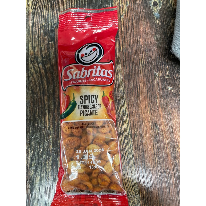 Spicy peanuts