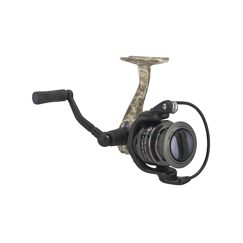 Lew's American Hero Camo Spinning Reel