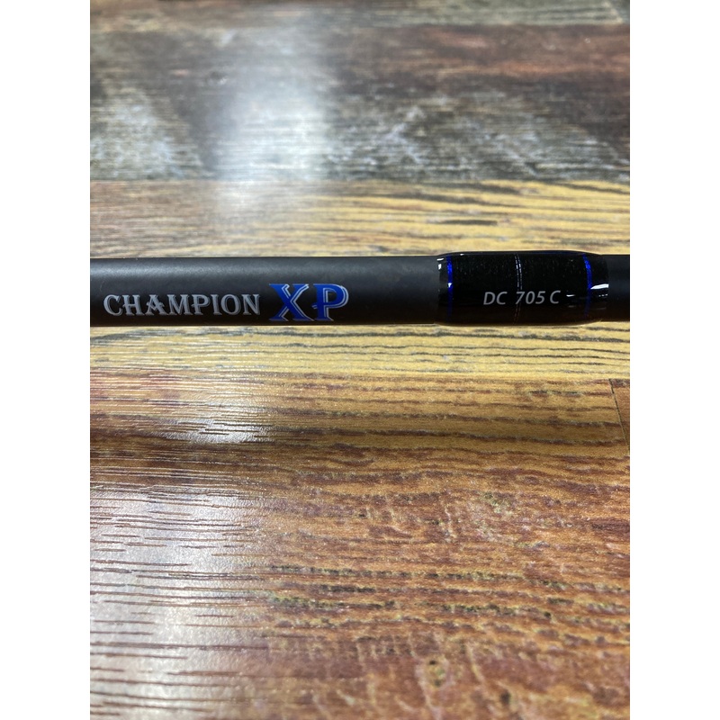 Dobyns Champion XP - DC 705C - Casting