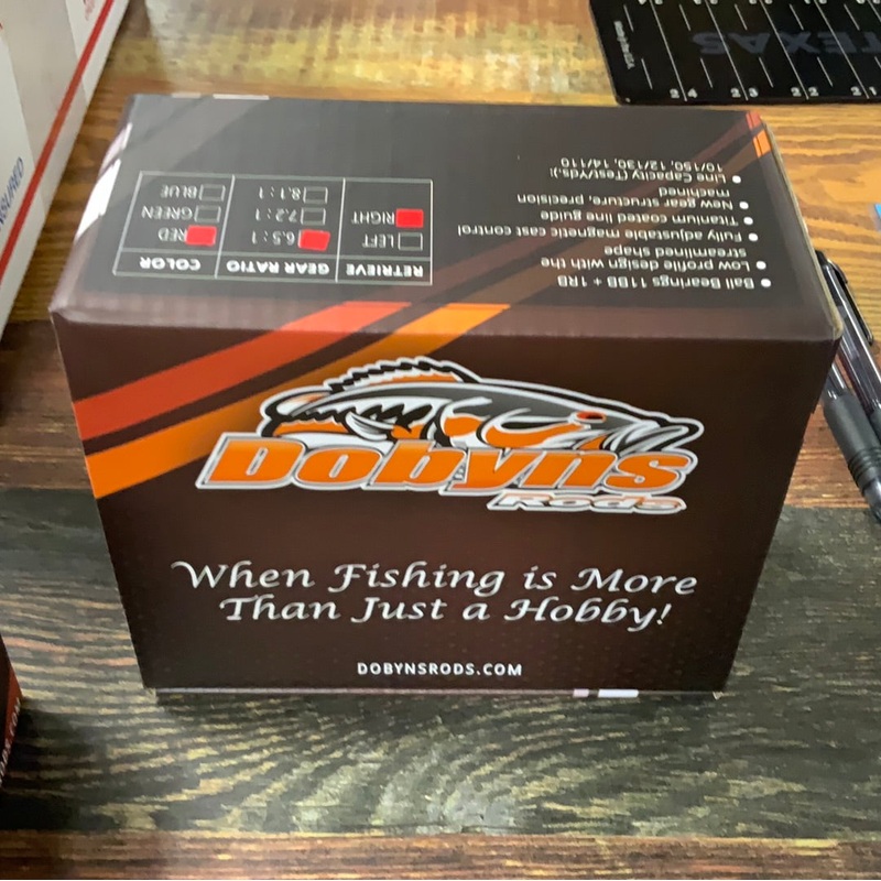 Dobyns MV Casting 6.5:1 - RH - Red