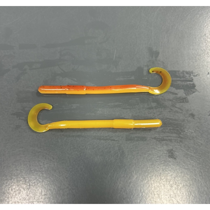 5150 CURLY TAIL WORM 4.25" (UNSCENTED)