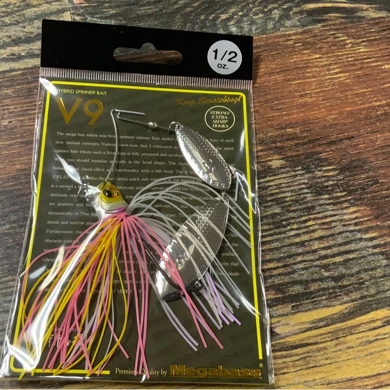 Megabass V9 Spinner Bait 1/2 oz. Wakasagi